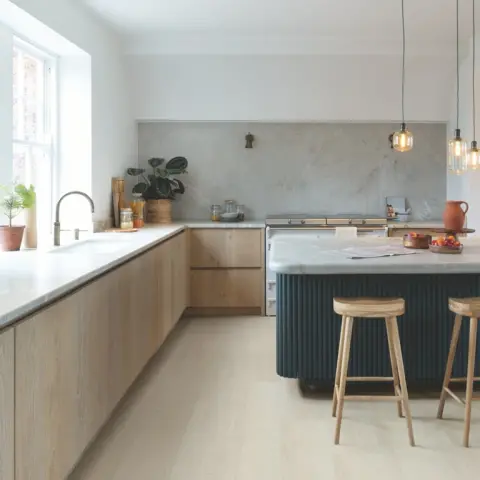 Imagen BLOOM-ROBLE BRISA MARINA CLARO 3